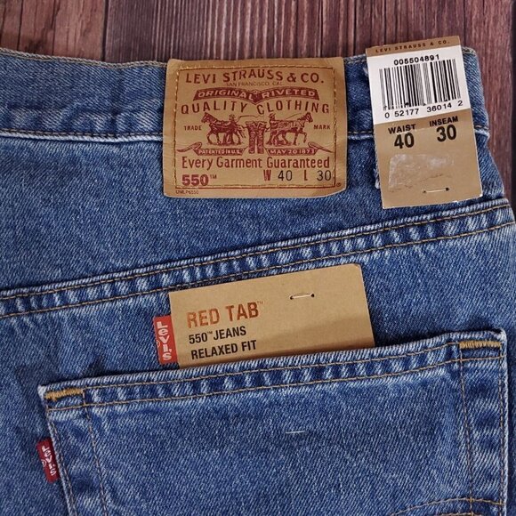 NWT Levis 550 Mens Size 40x30(31) Relaxed Fit Red Tab Denim Jeans Made in Canada - Picture 6 of 12